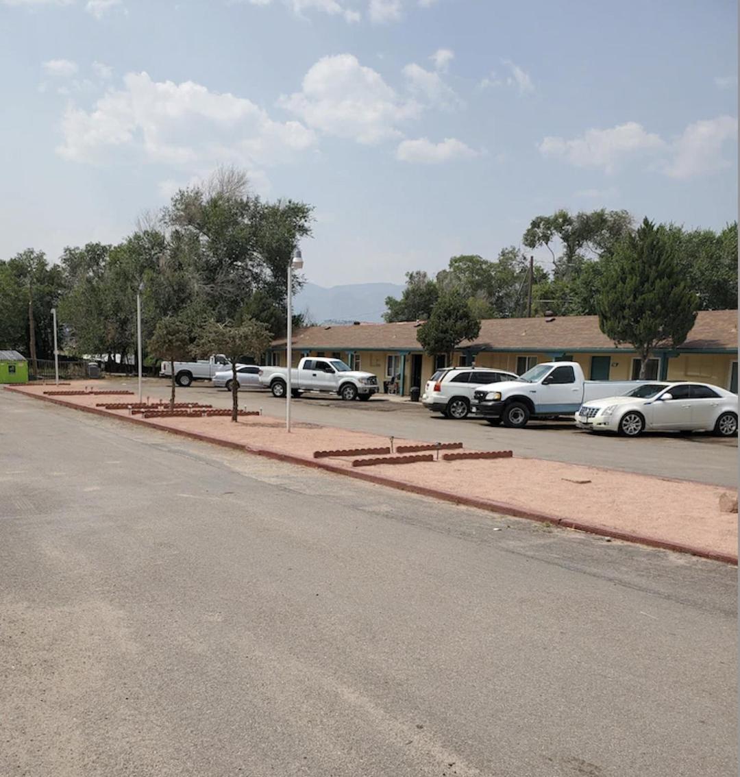 Ranch Motel โคโลราโดสปริงส์ ภายนอก รูปภาพ